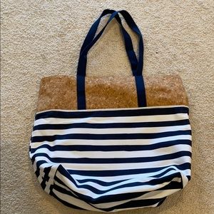 Thirty-One Get Away Tote